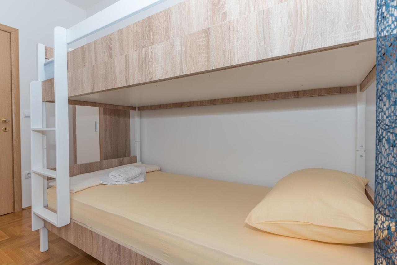 Deluxe 3 Bedroom Apartment With Sea View บาชกาโวดา ภายนอก รูปภาพ